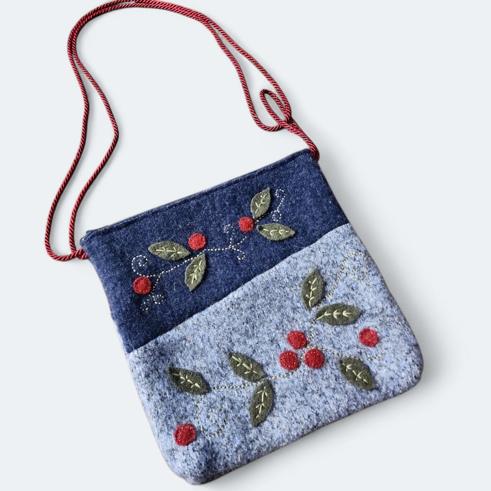 Handmade Two-Tone‎ Blue Embroidered Fwlted Wool Holly Berry Shoulder Bag Purse